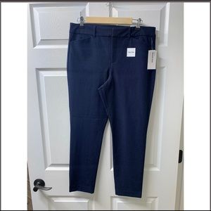Old Navy Pixie Pant